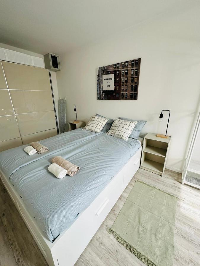 Palace Quarter 1 Peaceful Modern Central Top Floor Apartment บูดาเปสต์ ภายนอก รูปภาพ